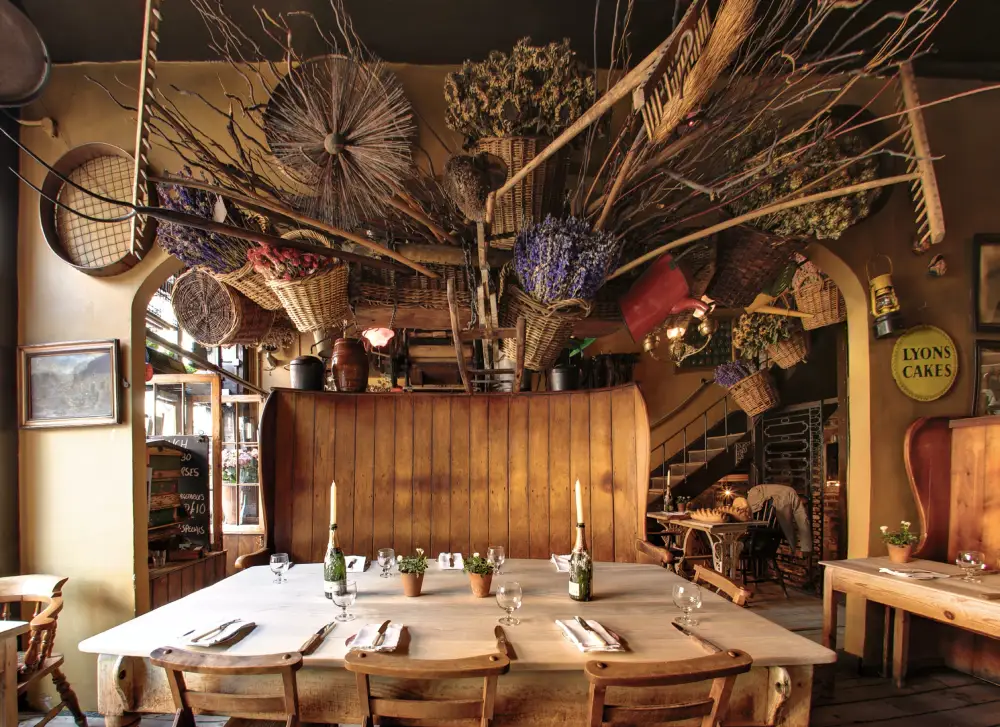 Country Feast Night, Kensington, Kensington and Chelsea, London, UK