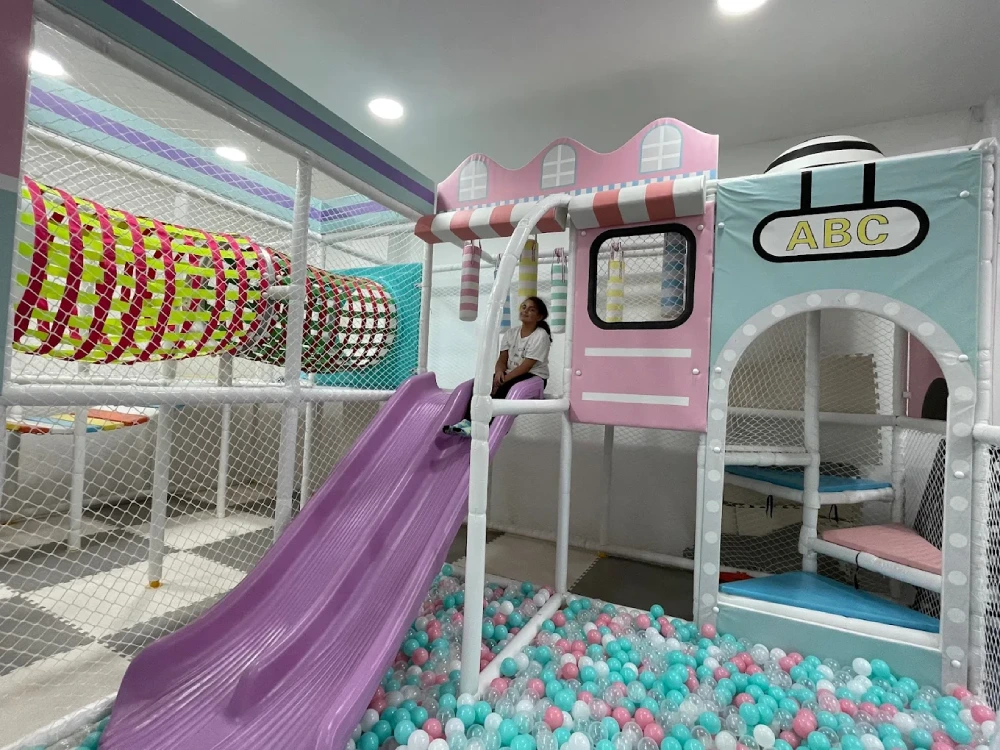 Little Play Party, Acton, Ealing, London, UK