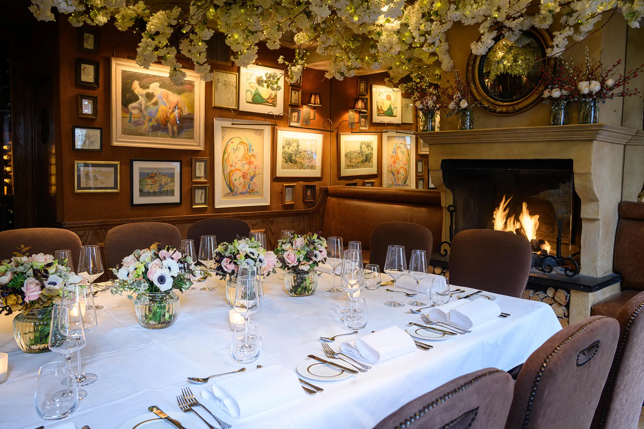 Romantic celebration, Covent Garden, Westminster, London, UK